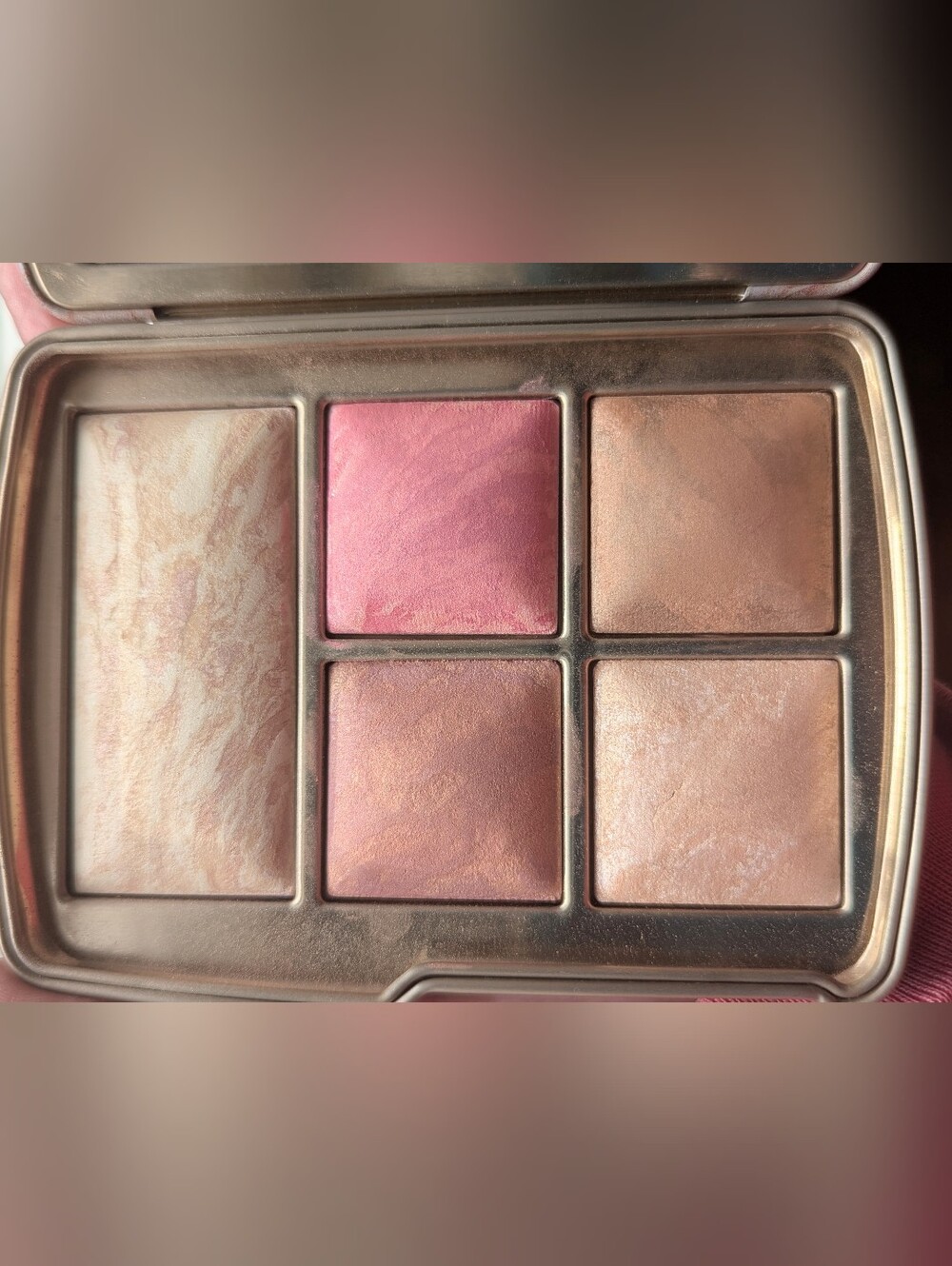 Hourglass Ambient Lighting Universe